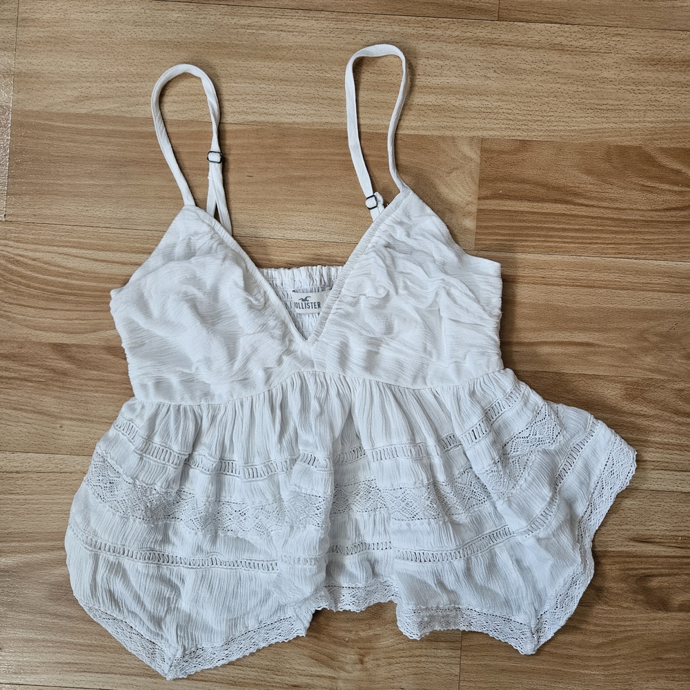 White Lace Trimmed Sleeveless Top